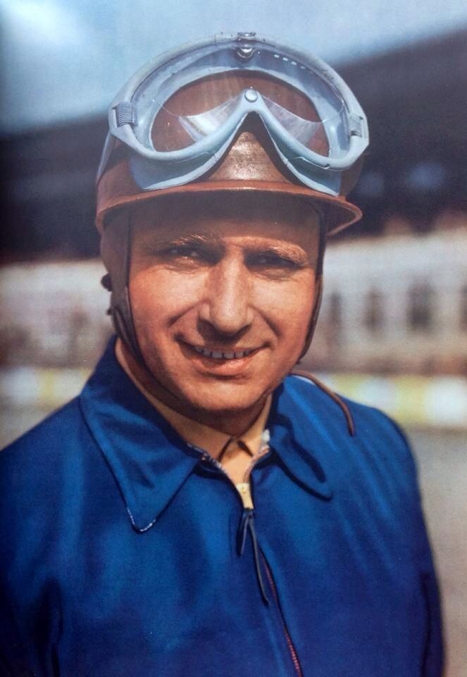 Ritratto di Juan Manuel Fangio